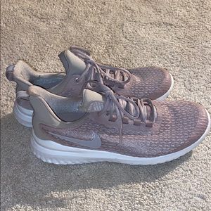 nike rival tennis shoes